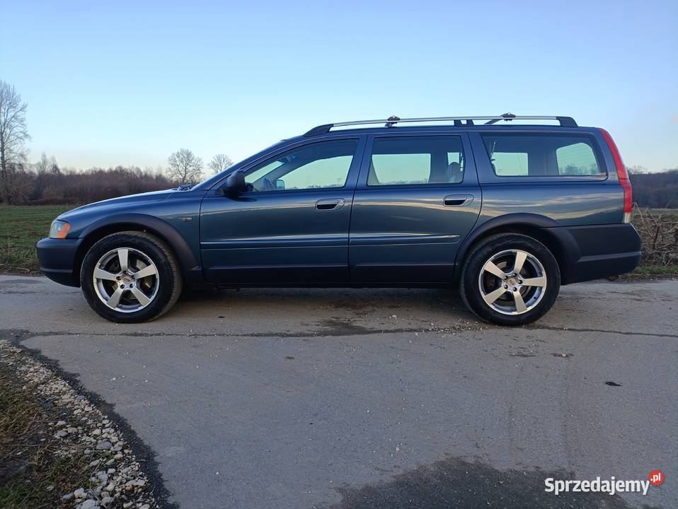 VOLVO XC70 D5 Summum relingi dachowe małopolskie Tarnów