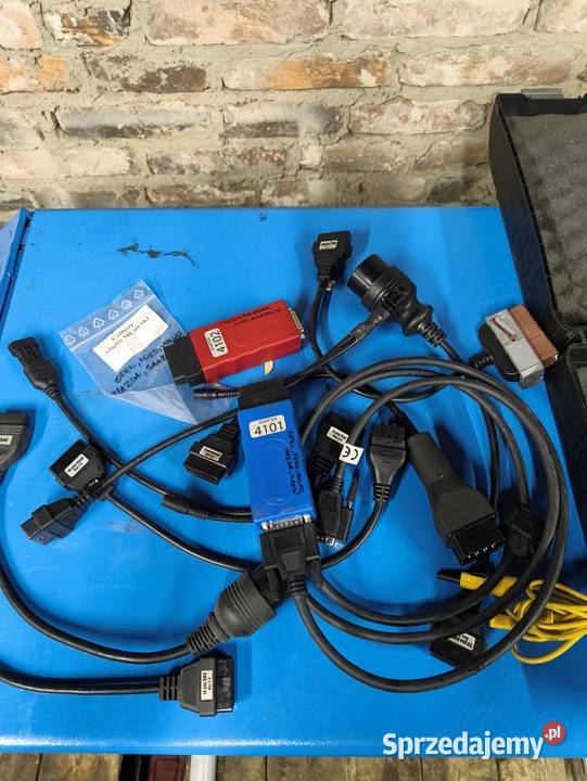 4101 4102 Multiplekser adapter CDIF 2 niebieski