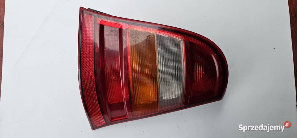 Lampa tył mercedes w168 1688200264 Zbąszyń