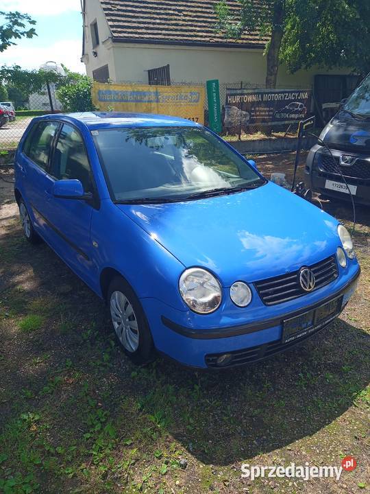 Auto bezwypadkowe oryginalny lakierserwisowane Polo sprzedam