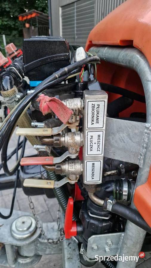 Opryskiwacz sadowniczy agrola 1500l Maszyny rolnicze lubelskie Niedrzwica Duża sprzedam