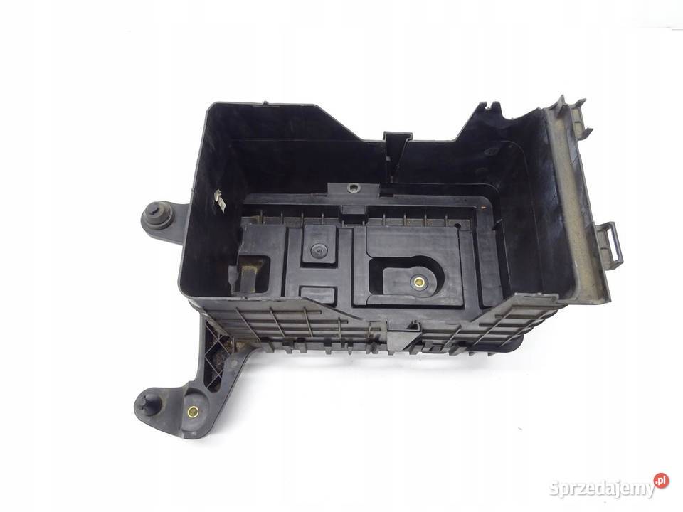 PODSTAWA OBUDOWA AKUMULATORA AUDI A3 8P LIFT sprzedam