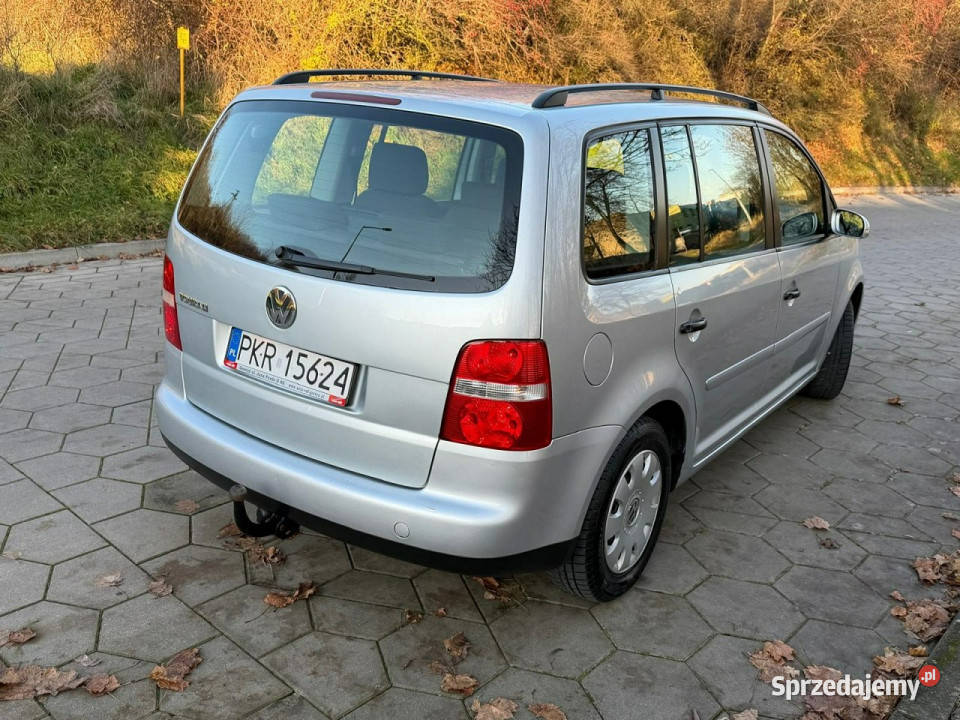 Volkswagen Touran Volkswagen Touran 16 Benzyna VAT marża Gostyń