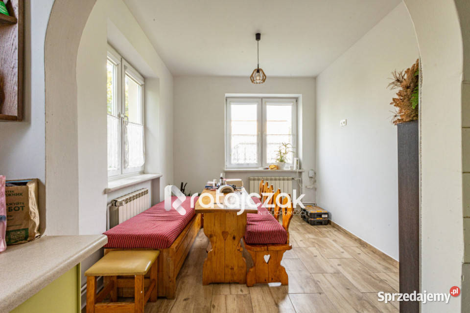 sprzedaży domu wolnostojącego 210m2 Rumia
