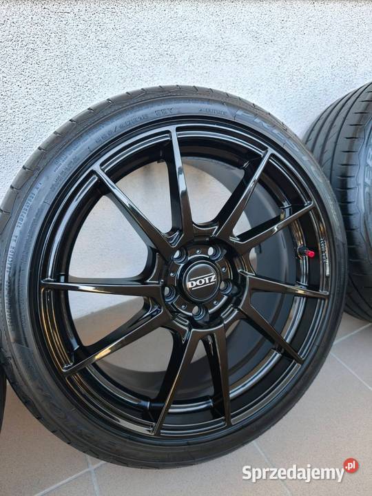 Felgi to R18 DOTZ Kendo Black z oponami Średnica 18" Kolonowskie