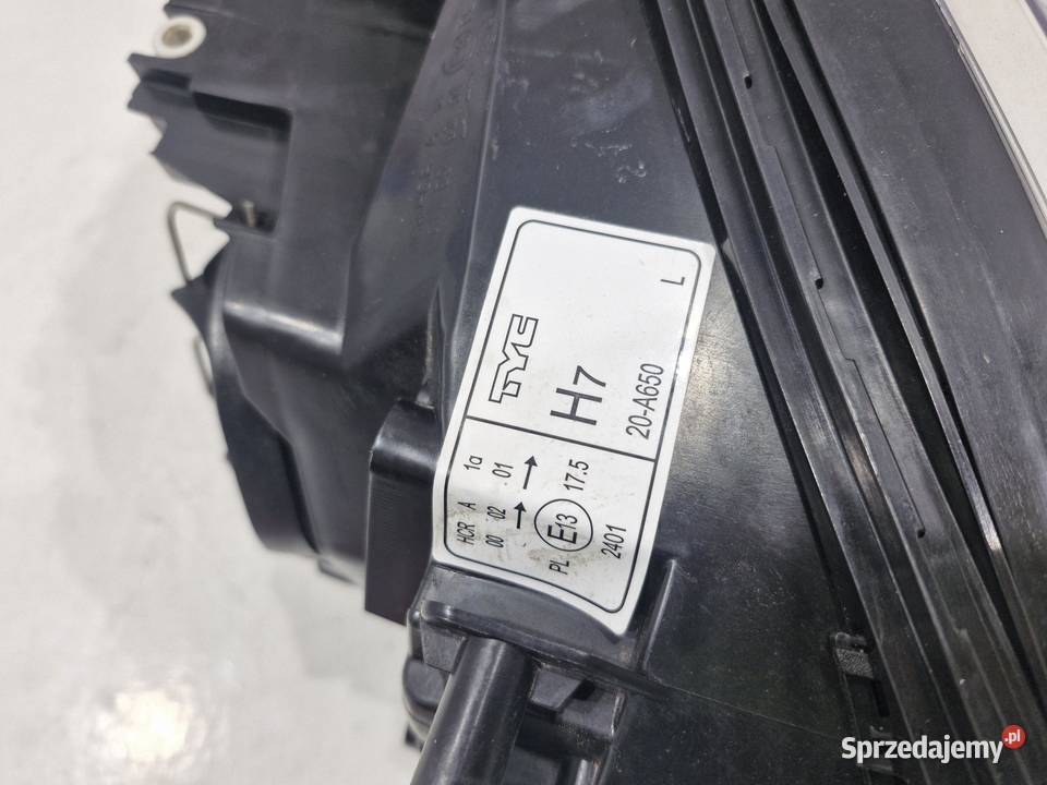 BMW E81 E87 LCI LAMPY PRAWA LEWA KOMPLET H7 TYC
