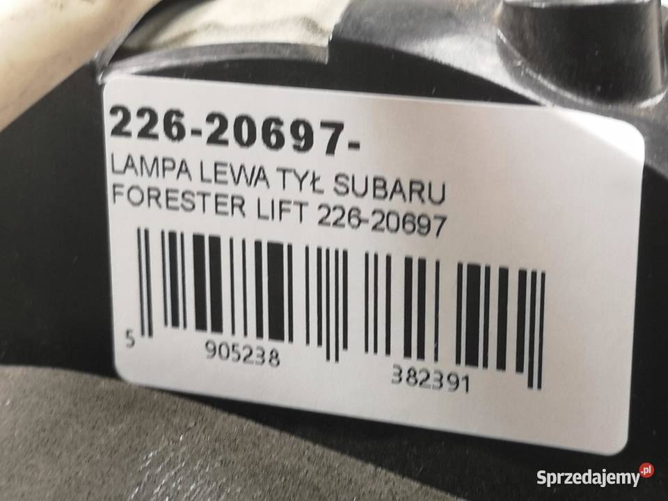 LAMPA PRAWY TYŁ SUBARU FORESTER POLIFT 19972002 osobowe Części samochodowe