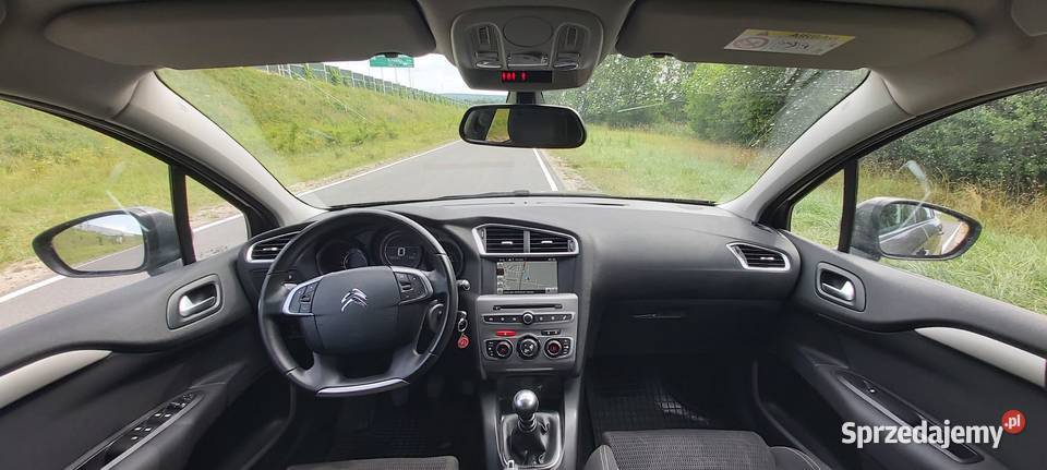 Citroen C4 HB 16 eHDI 114 2015r 92 300 NAVI