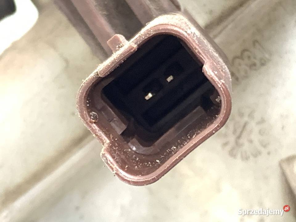 SERWO HAMULCOWE CITROEN C4 PICASSO II 9814457780