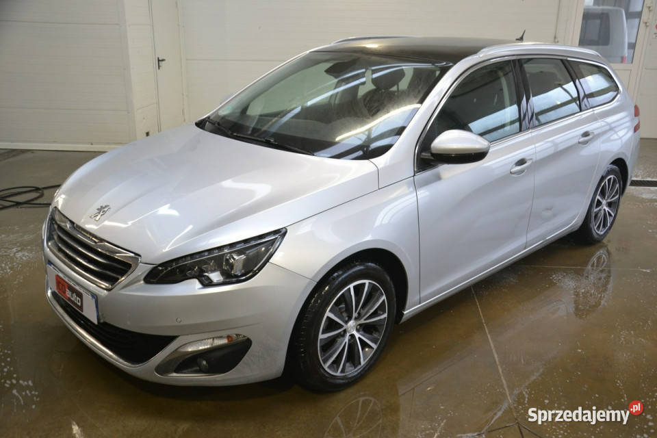 Peugeot 308 12 benzyna 130 nawigacja full ledy Kęty