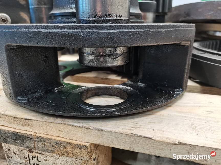 Claas Axion 840 Obudowa układu planetarnego Wilkowo sprzedam