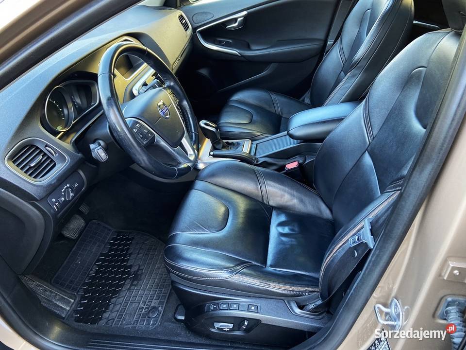 Volvo V40 Cross Country 4x4 20 Benzyna Polestar automatyczna