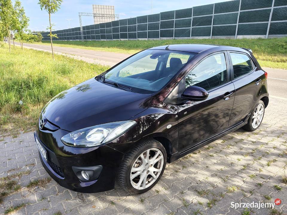 Mazda 2 14 MZCD Doinwestowany Świdnik sprzedam