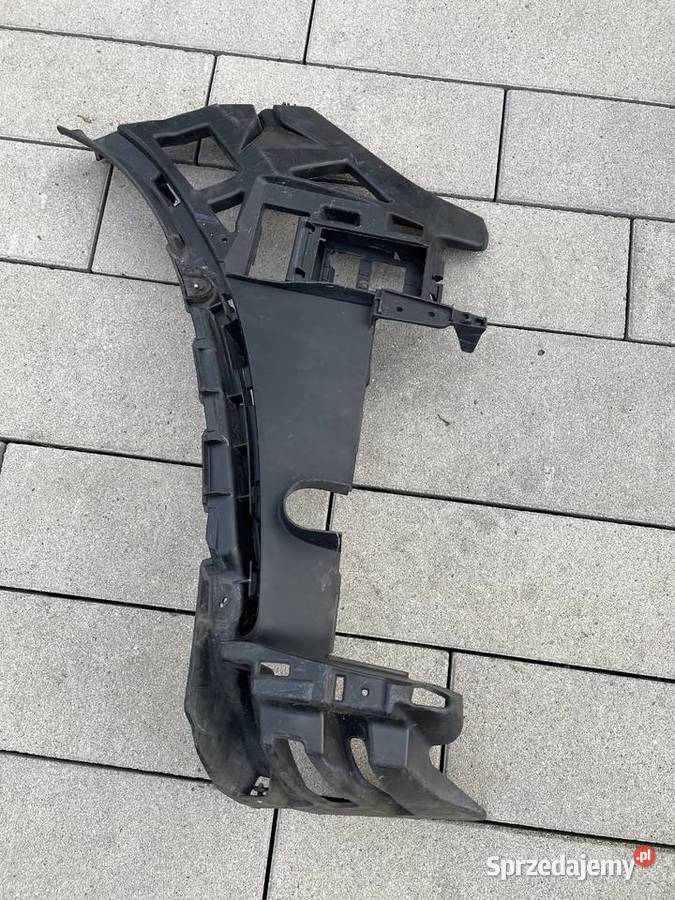 Uchwyt do zderzaka MercedesaBenz AMG osobowe Pozostałe Krzyżanowice