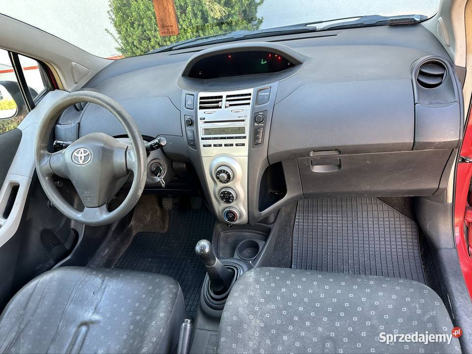Toyota Yaris 10 benzynaKlimatyzacja Warszawa sprzedam