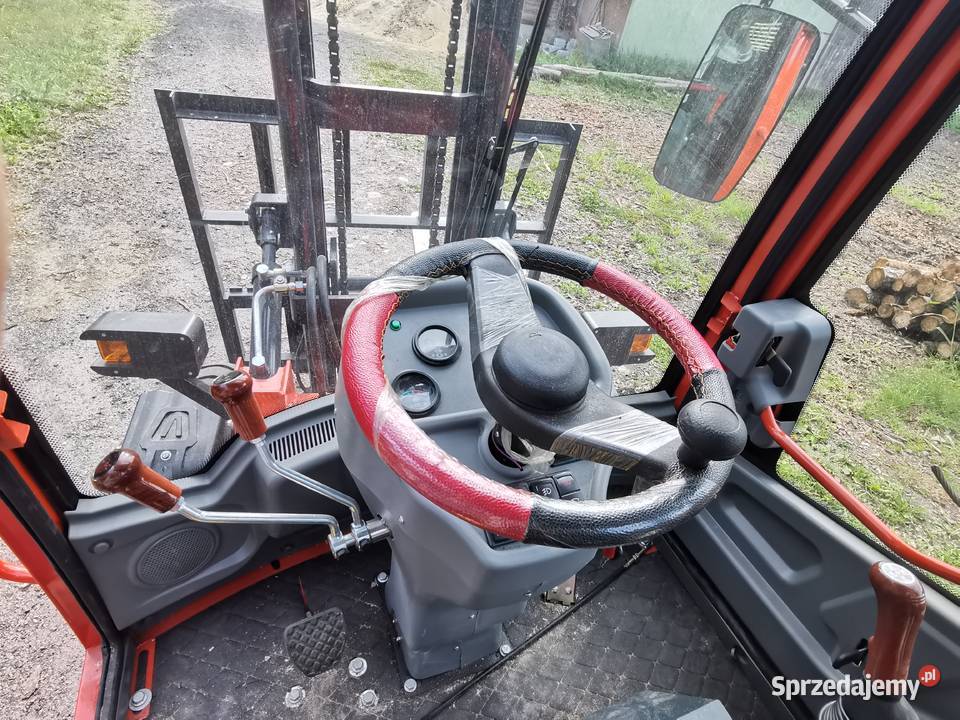 wózek widłowy terenowy 4x4 VTDD15 Sielec