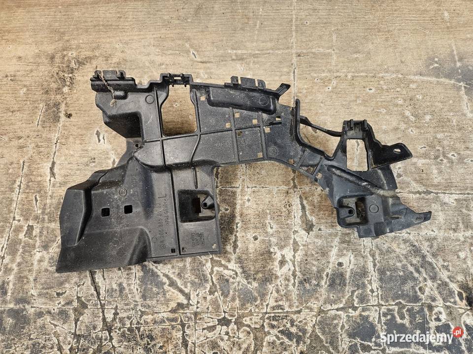 MERCEDES W205 UCHWYT LEWY MOCOWANIE LEWE WYDECHU osobowe Motoryzacja Międzychód