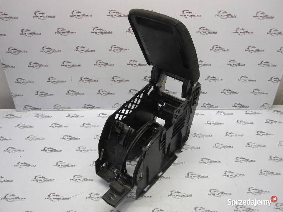 SCIROCCO III 10r schowek podłokietnik 1K5864251C świętokrzyskie