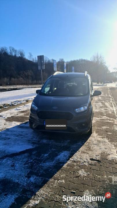 Ford Tourneo Co Myślenice