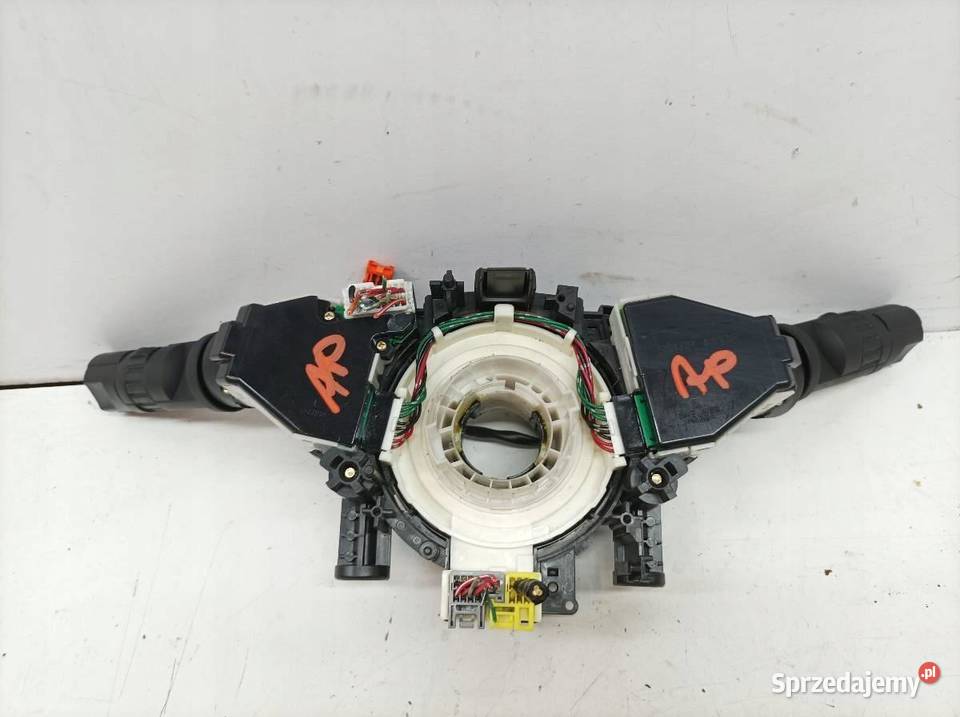 PRZEŁĄCZNIK ZESPOLONY TAŚMA KPL 7Y06SN Nissan