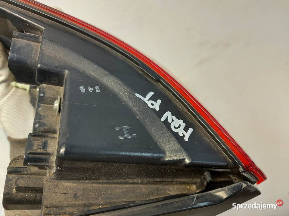 Honda HRV III eHEV 2022r LAMPA PRAWY TYŁ TYLNA osobowe