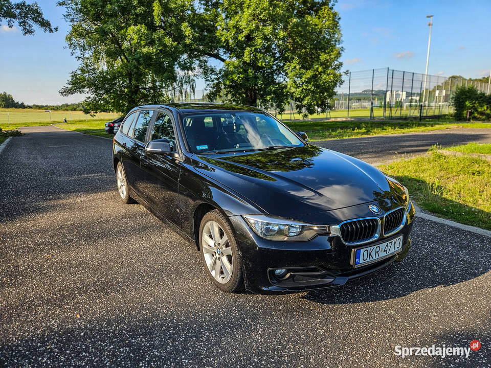 BMW Seria 3 BMW F31 318D Touring 2014 143 Zdzieszowice