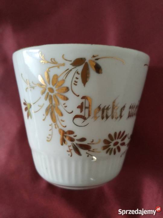 Filiżanka kolekcjonerska sygnowana Porcelana i szkło Ropa