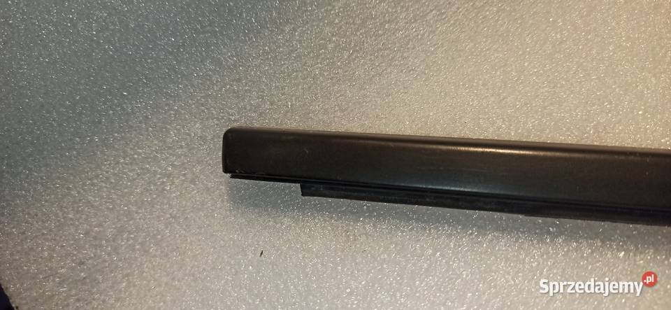 Listwa drzwi szyby Bmw e39 Przód Prawa listwy boczne Karoseria Dębica