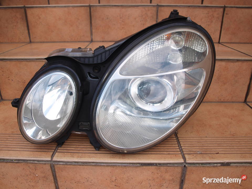 Mercedes E klasa W211 lampa lewa przód zwykła