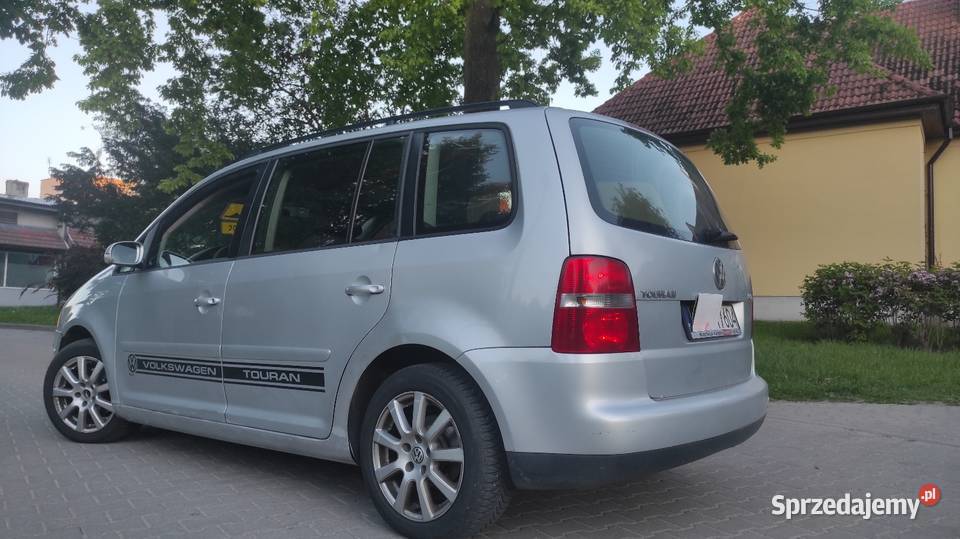 Volkswagen Touran 20 TDI 140 lakier metallic