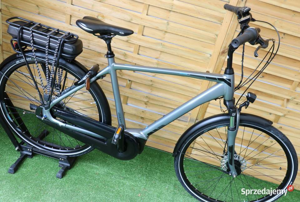 Rower elektryczny Giant Entoure H 55 Yamaha Milanówek sprzedam