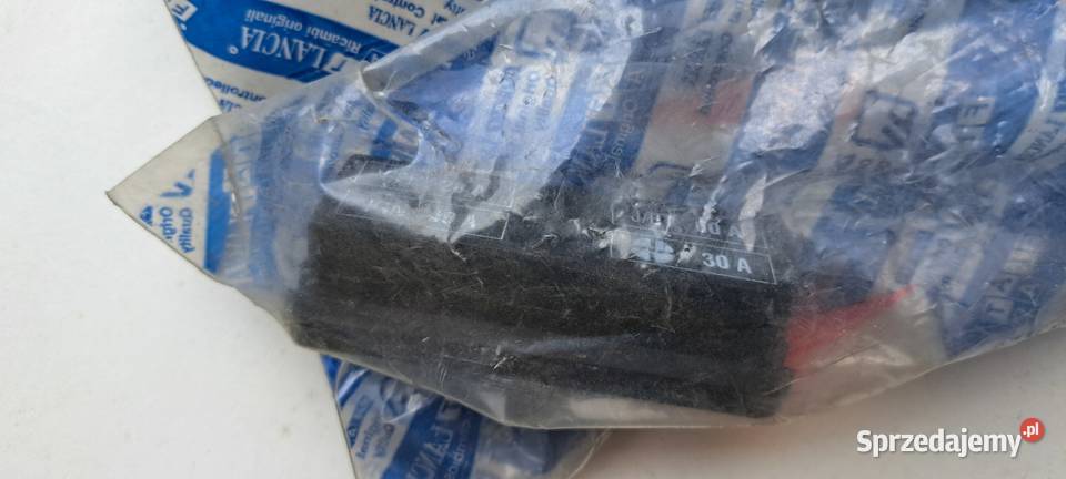 Pokrywa skrzynka bezpieczników 46514922 FIAT osobowe Luzino