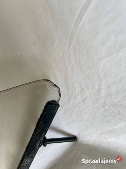 Brązowe szyby Fiat 126p trójkąciki fletnerki PRL