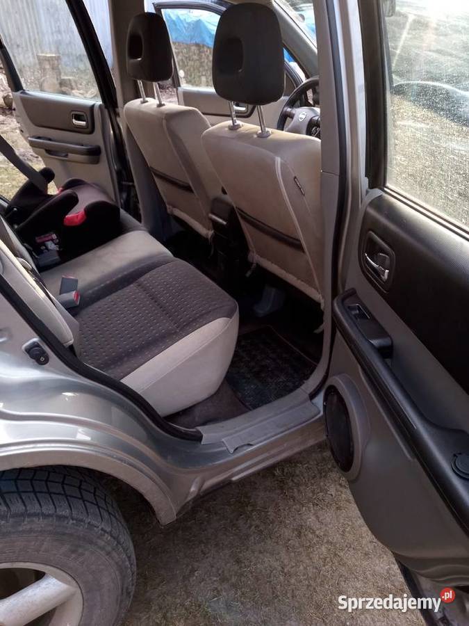 Nissan Xtrail t30 44 2000cm3 Lipusz