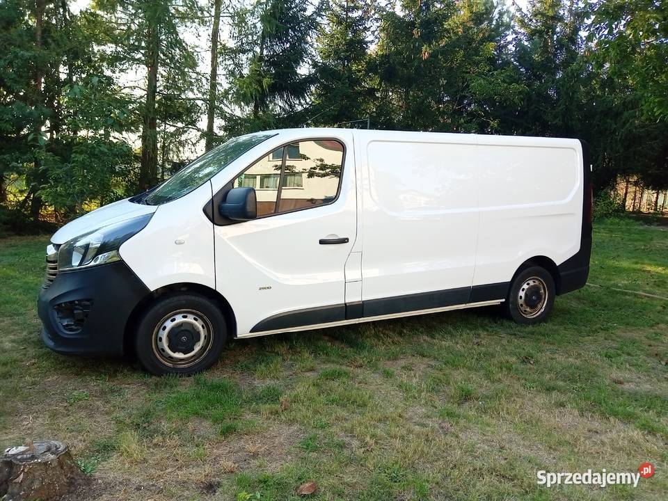 Opel Vivaro 16cdti L2H1 Klima 2018r bezwypadkowy Samochody osobowe