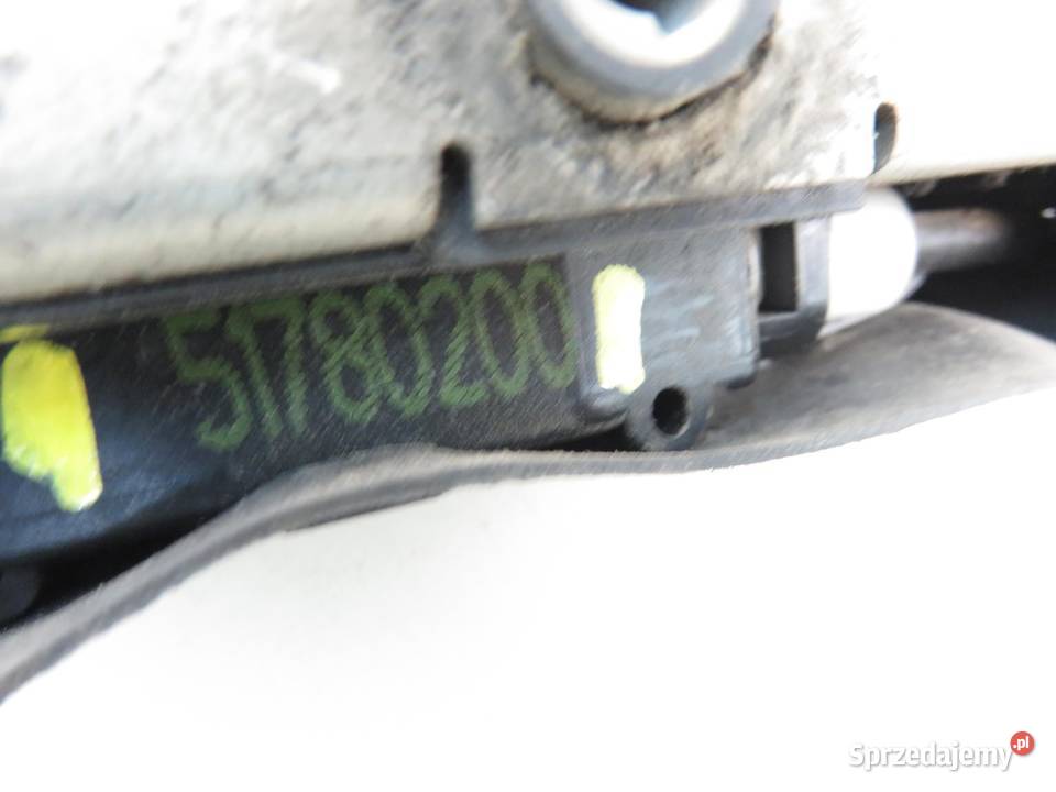 ZAMEK PRAWY PRZEDNI FIAT CROMA II 51780200