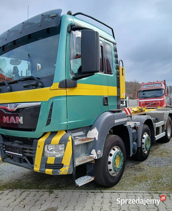 Hakowiec 4 osiowy 8x4 Man TGS 52555km Warszawa