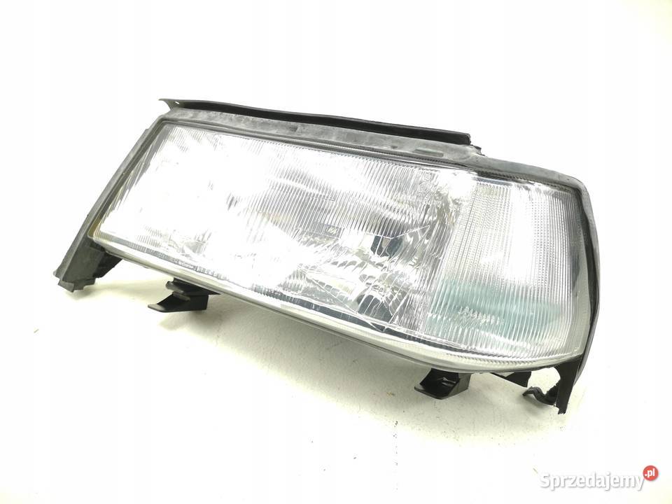 LAMPA LEWY PRZÓD LANCIA THEMA 1988 MAGNETI