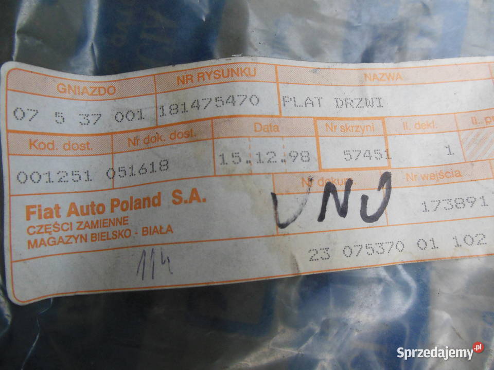 181475470 tapicerka fiat uno lewy tył 5D nowa Kozy