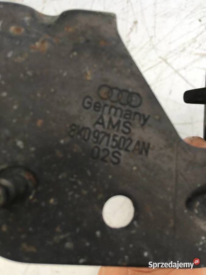 POMPKA WODY audi a4 a5 Q5 20 tdi 06h121601