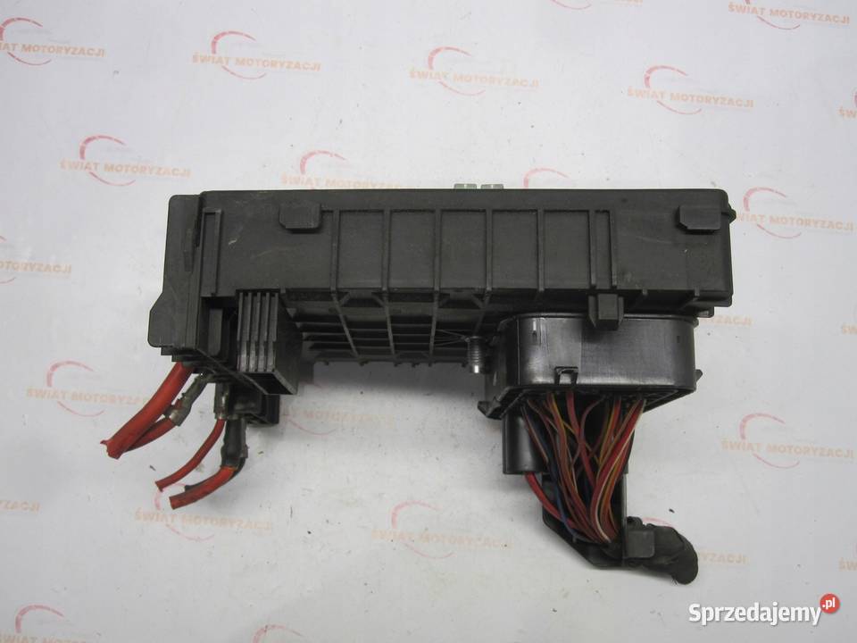 VW GOLF V 07r skrzynka bezpieczników 017181281 Kielce