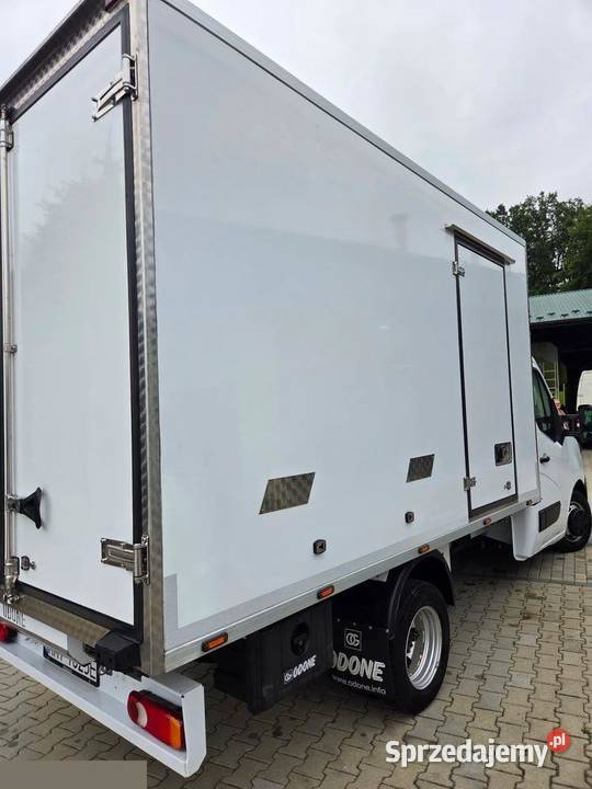 Renault Master chłodnia 23d 2022r Stan nieuszkodzony podkarpackie Zdziarzec