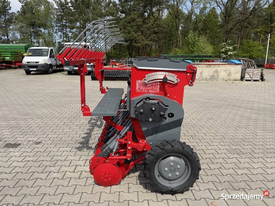 Mechaniczny siewnik zbożowy Poznaniak 47025 nieuszkodzony Opatówek