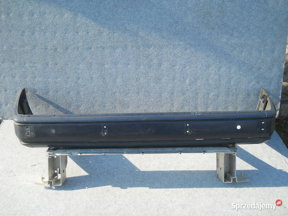 MERCEDES 124 ZDERZAK TYLNY TYŁ SEDAN zderzaki Siechnice