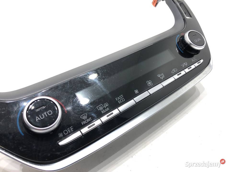 PANEL STEROWANIA NAWIEWU TOYOTA COROLLA E21 osobowe