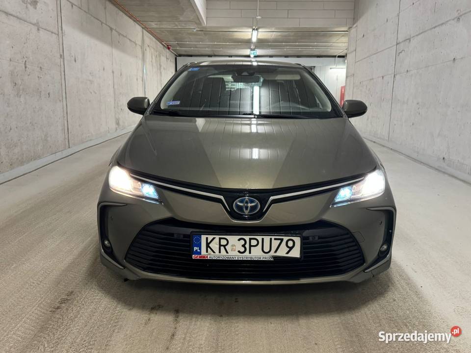Toyota Corolla Raty Prywantnie Hybryda Taxi Wrocław