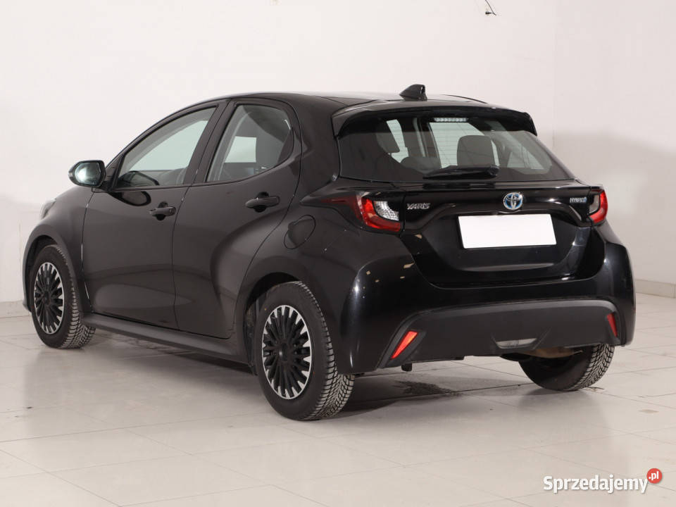 Toyota Yaris 15 VVTi Hybrid światła LED Piaseczno