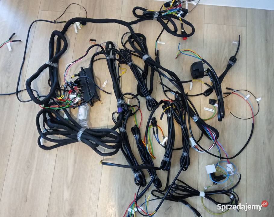 Instalacja elektryczna Bizon Super Z056 kpl z Siedlce