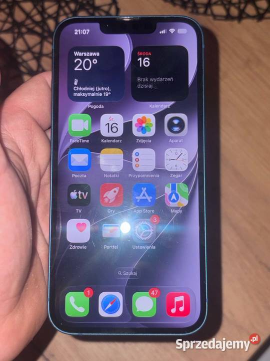 iPhone 13