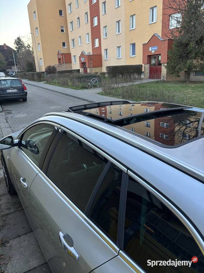 Opel Insignia 28T V6 4x4 manualna Opole